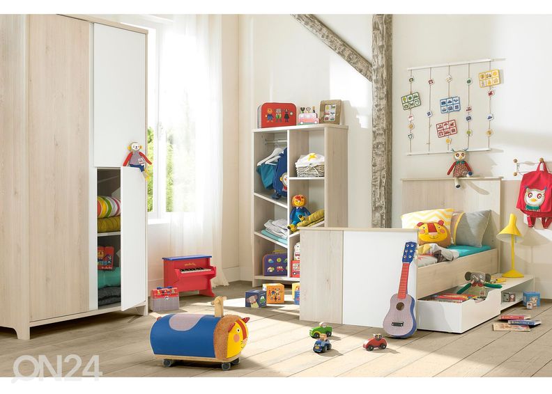 Riidekapp Sacha suurendatud