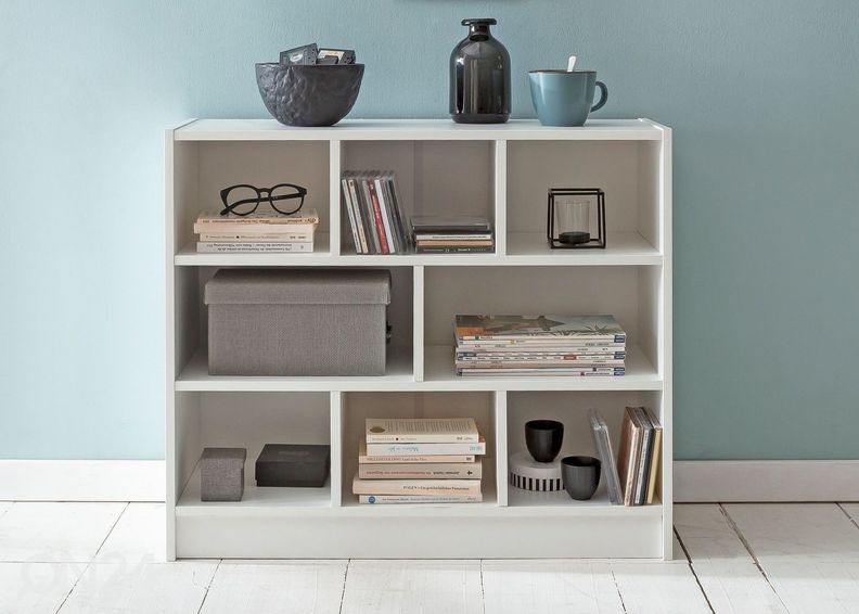 Riiul, valge suurendatud