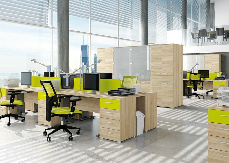 Riiulitega kapp suurendatud