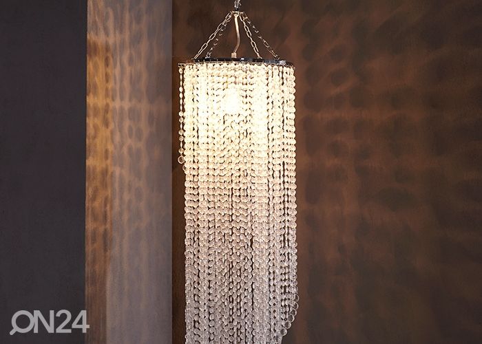 Rippvalgusti Big Strass suurendatud