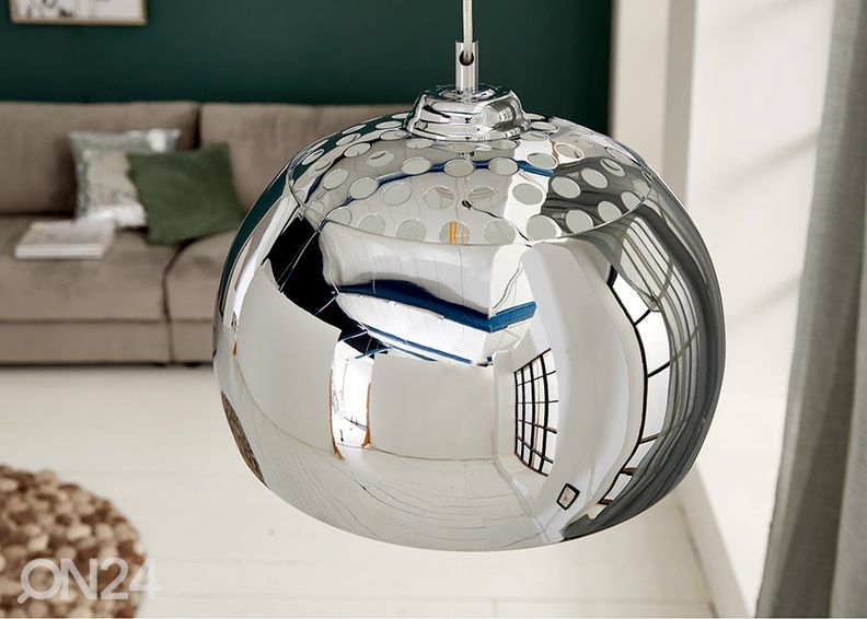 Rippvalgusti Chrome Ball suurendatud