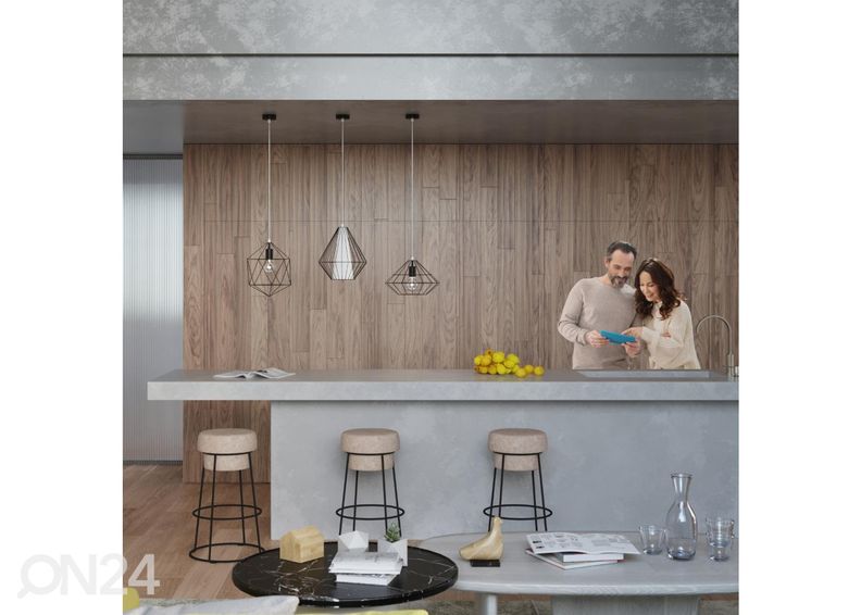 Rippvalgusti Demi, must suurendatud