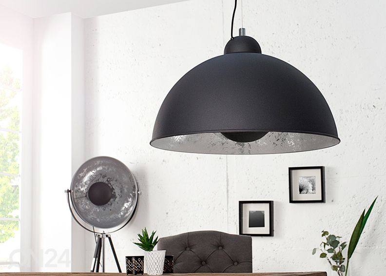 Rippvalgusti Studio suurendatud