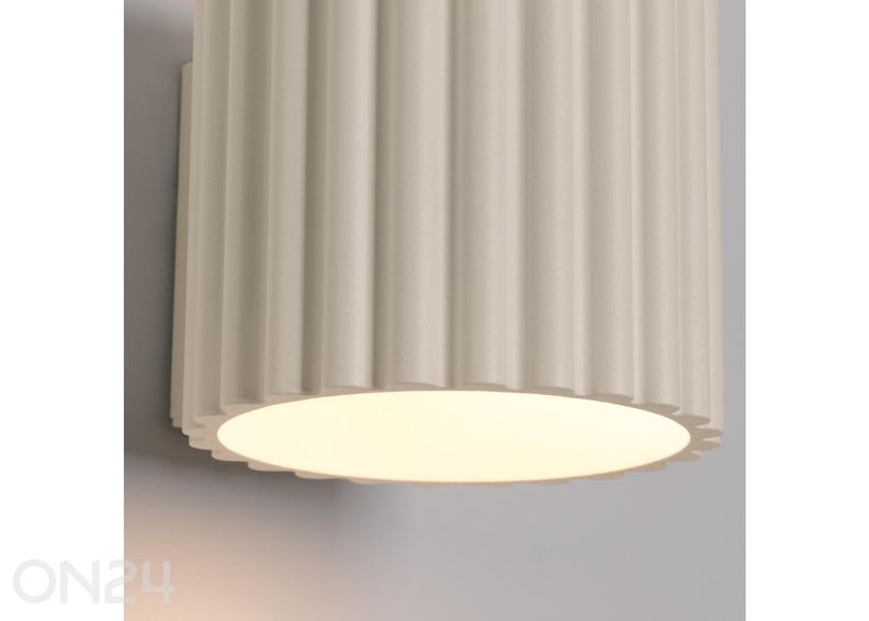 Seinalamp Aura, G9 suurendatud