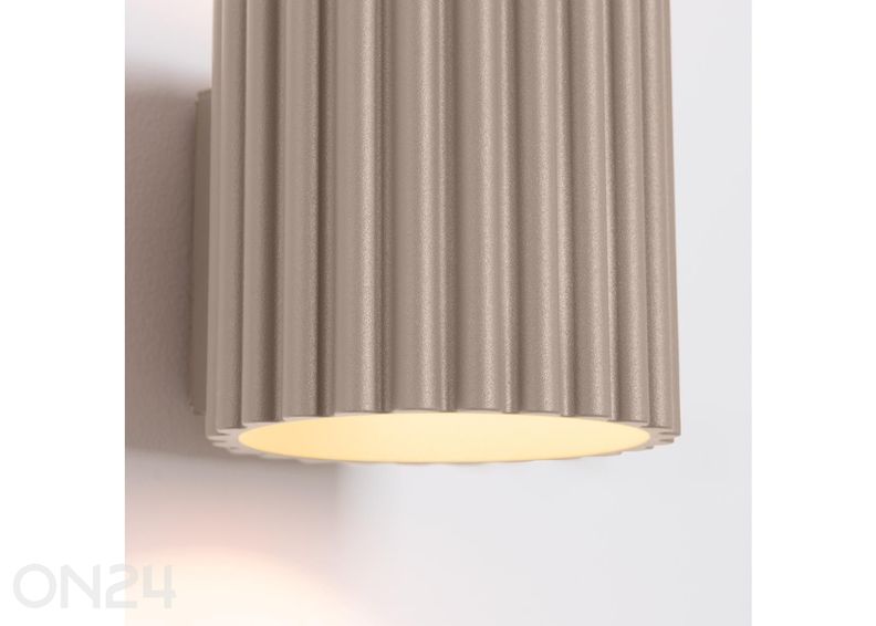 Seinalamp Aura, G9 suurendatud