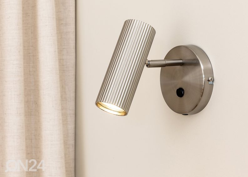 Seinalamp Hubble, teras suurendatud