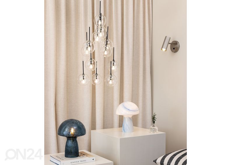 Seinalamp Hubble, teras suurendatud