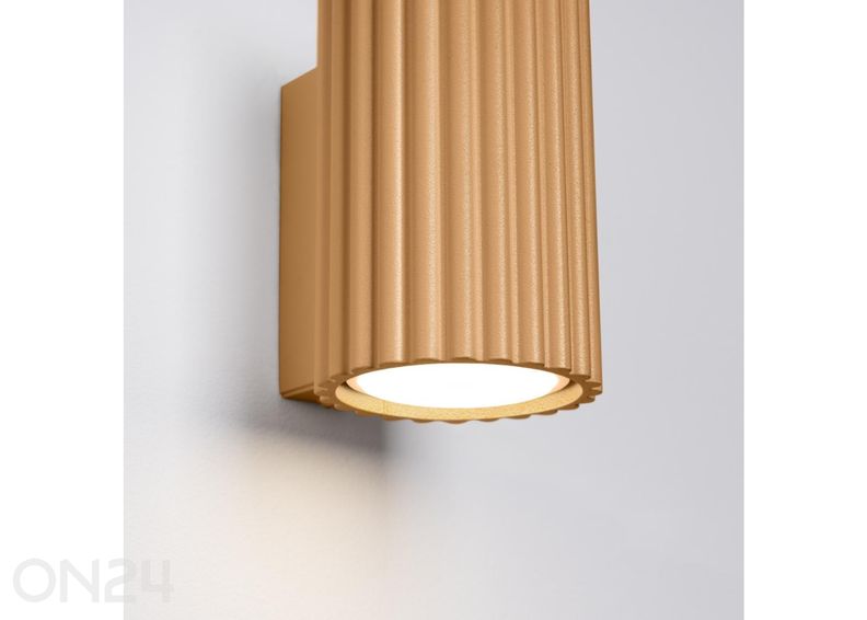 Seinalamp Karbon 10 suurendatud