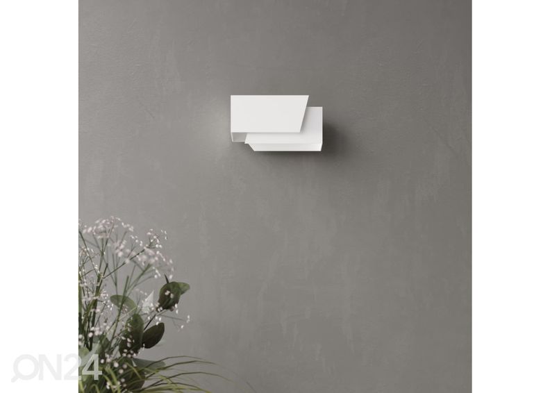 Seinalamp Piegare suurendatud