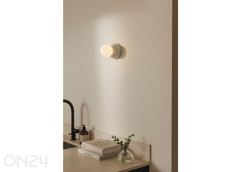 Seinalamp Torrano 13 suurendatud