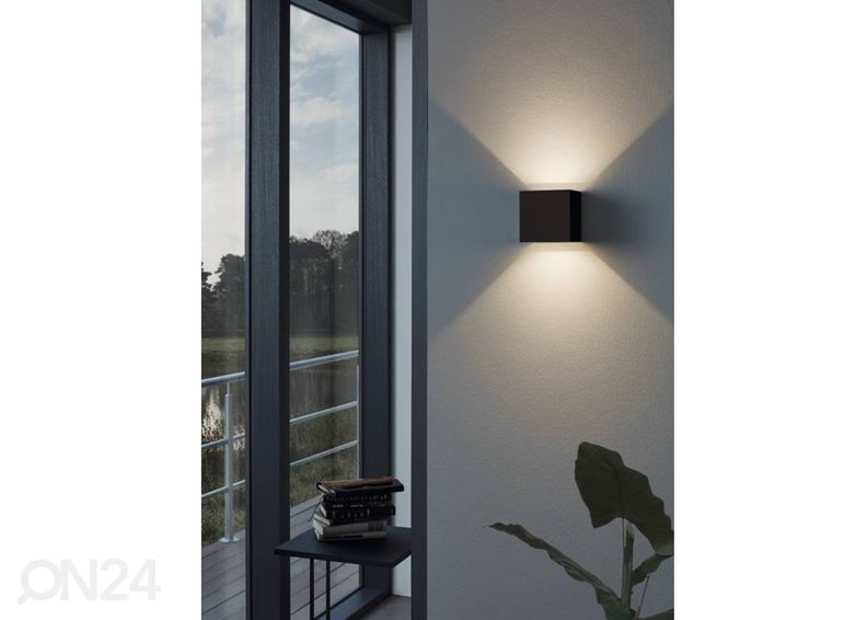 Seinavalgusti Calpino suurendatud