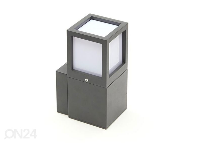 Seinavalgusti Facado A suurendatud