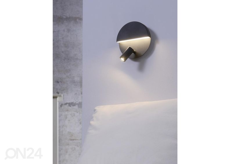 Seinavalgusti Mario suurendatud