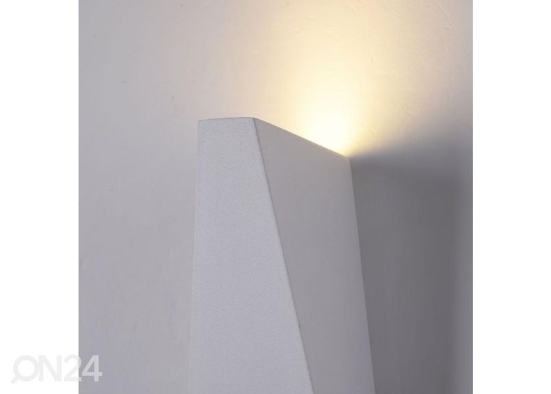 Seinavalgusti Times Square suurendatud