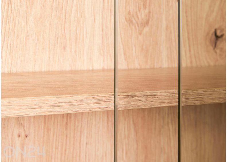 Seinavitriin Artisario suurendatud