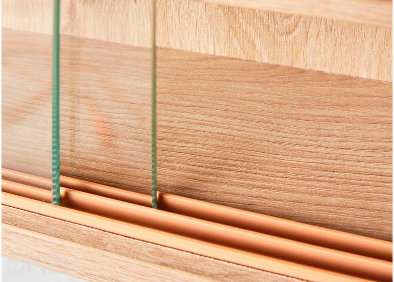 Seinavitriin Artisario suurendatud