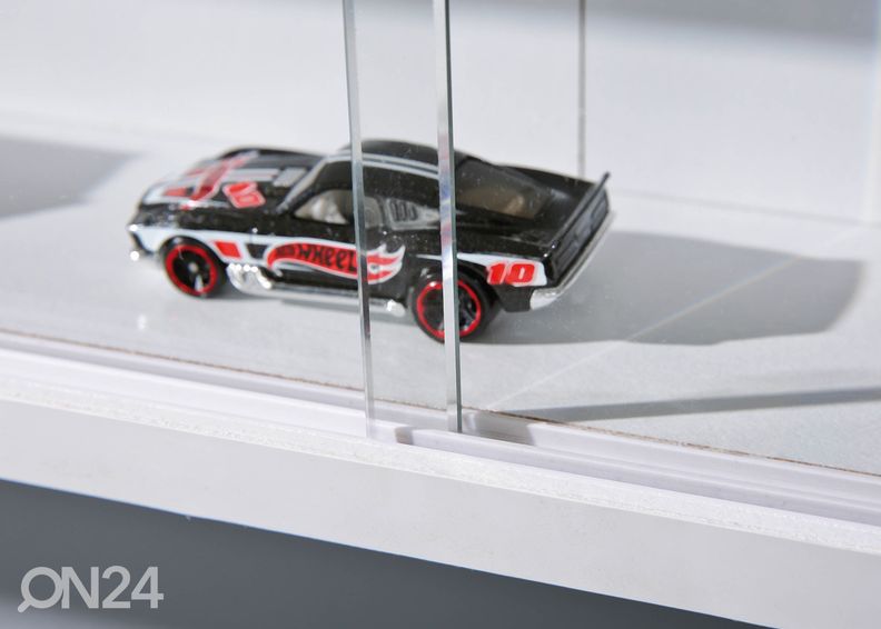 Seinavitriin Compilati suurendatud