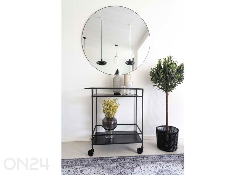 Serveerimiskäru Vita ratastel suurendatud