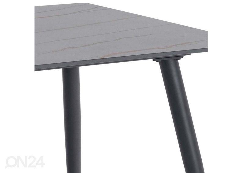 Söögilaud Clock suurendatud