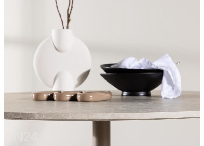 Söögilaud Lycke suurendatud