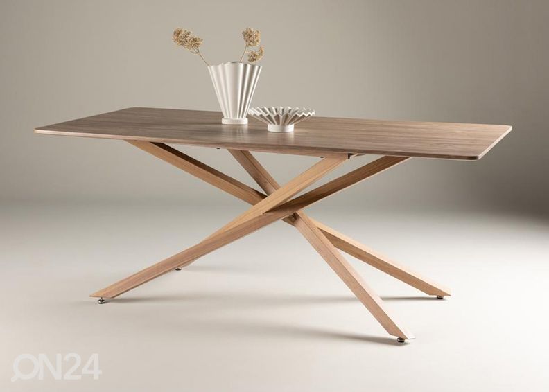 Söögilaud Piazza suurendatud