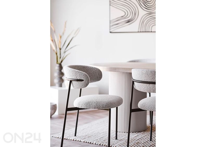 Söögilaud Solva suurendatud