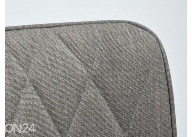 Söögitool Adesso suurendatud