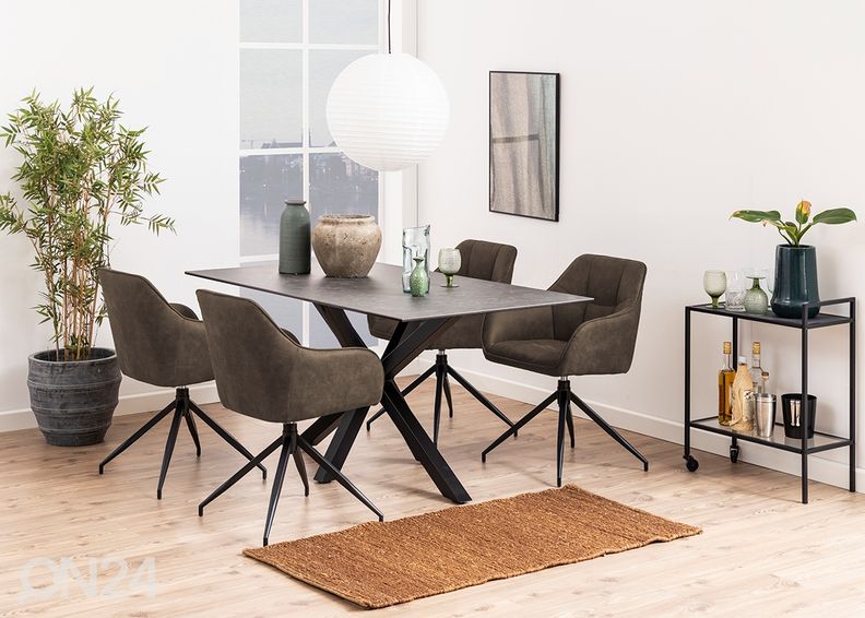 Söögitool Mesa suurendatud