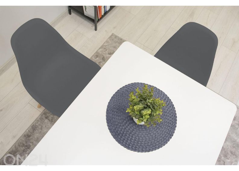 Söögitool Osaka suurendatud