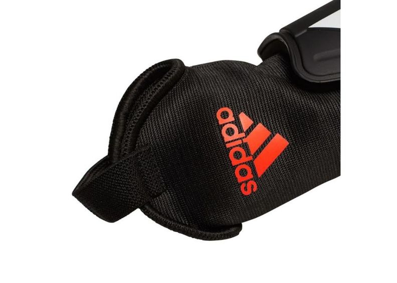 Täiskasvanute säärekaitsmed adidas Everclub CW5564 suurendatud