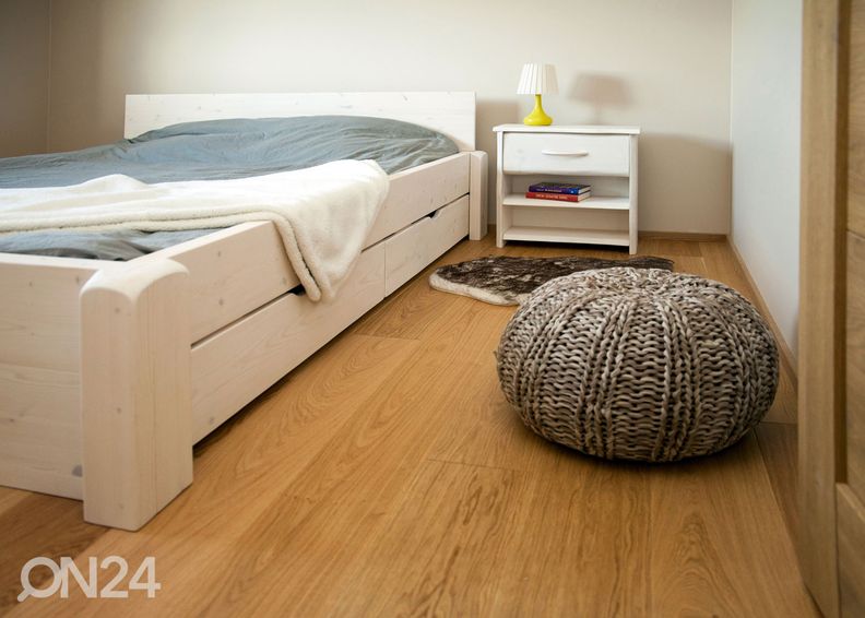 Täispuidust voodi pesukastidega Country Extra 160x200 cm suurendatud