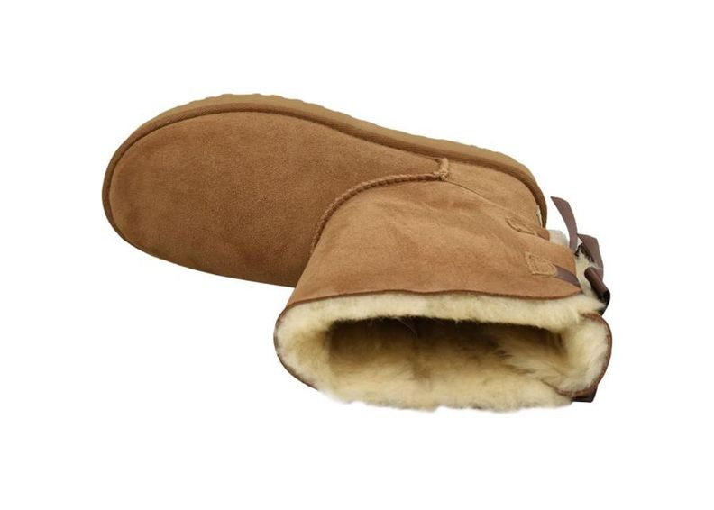 Talvesaapad naistele UGG Bailey Bow II W suurendatud