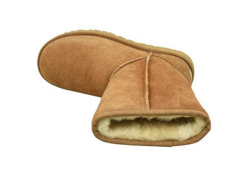 Talvesaapad naistele UGG Classic Short II W suurendatud