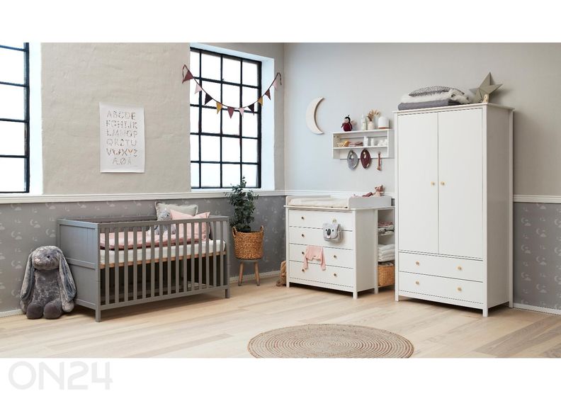 Thuka beebivoodi Luna, soontega voodiotsaga suurendatud