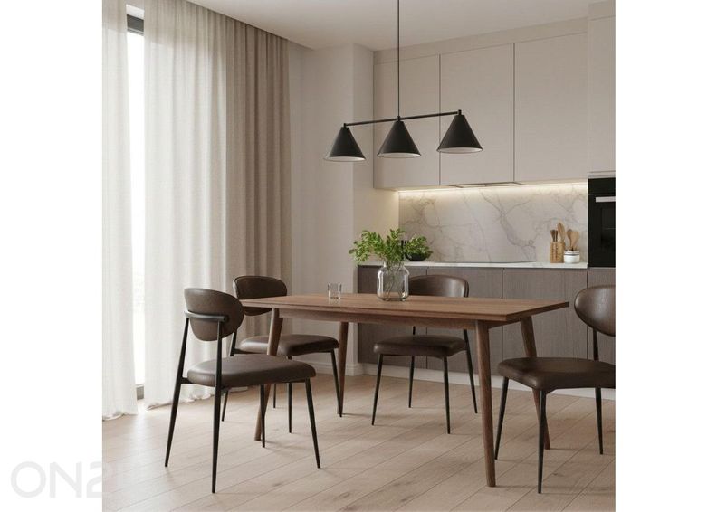 Tool Atina suurendatud