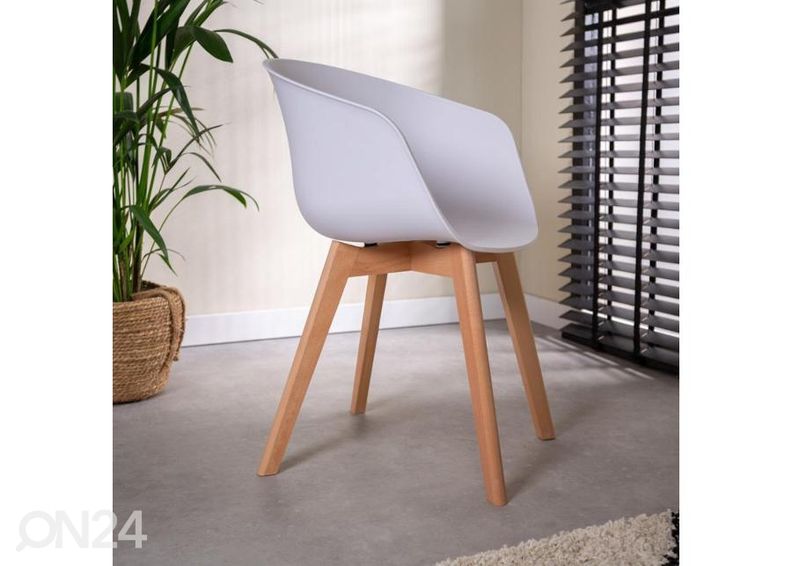 Tool Moona suurendatud