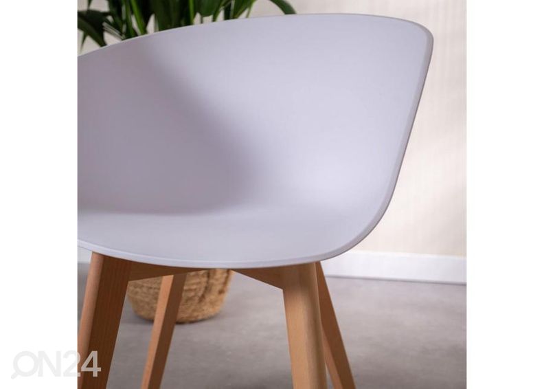 Tool Moona suurendatud