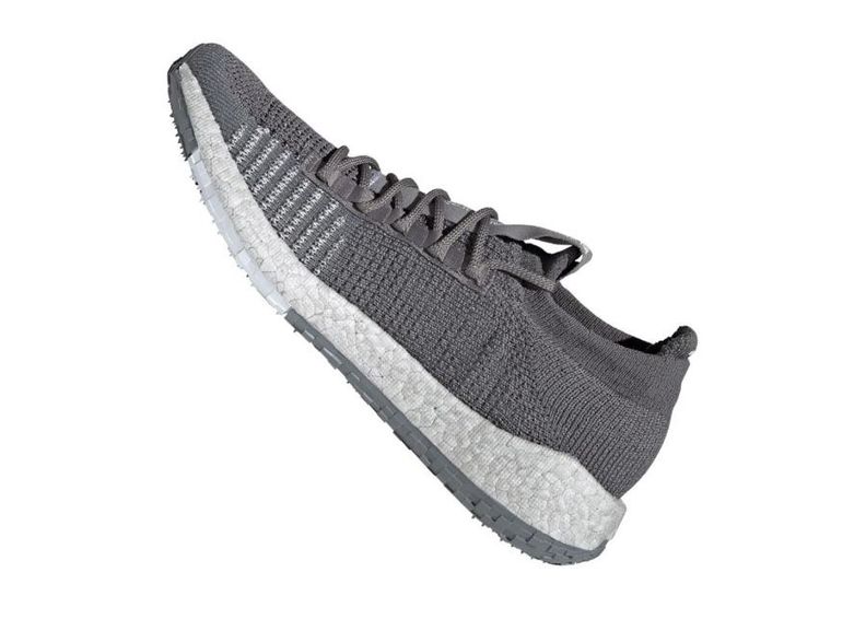 Treeningjalatsid meestele adidas PulseBOOST HD M G26932 suurendatud
