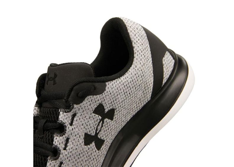 Treeningjalatsid meestele Under Armour Remix FW18 M 3020345-100 suurendatud