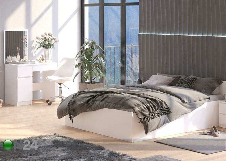 Tualettlaud peegliga suurendatud