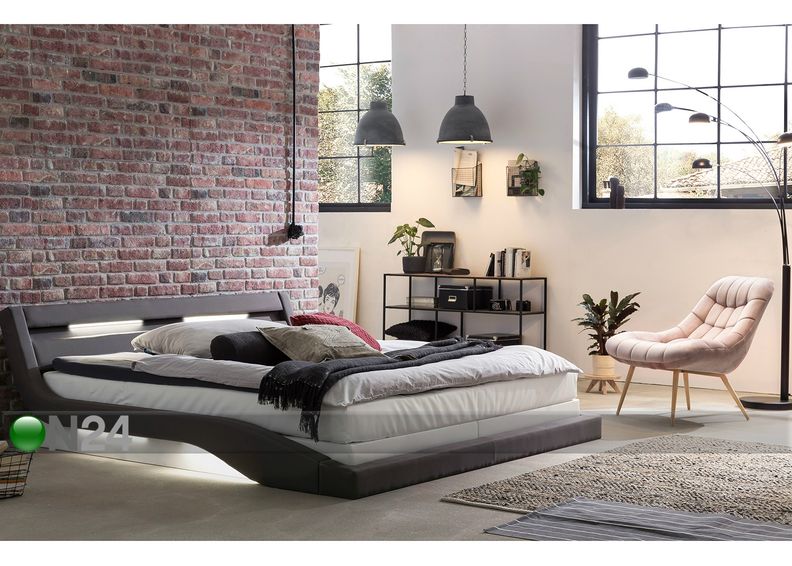 Tugitool suurendatud