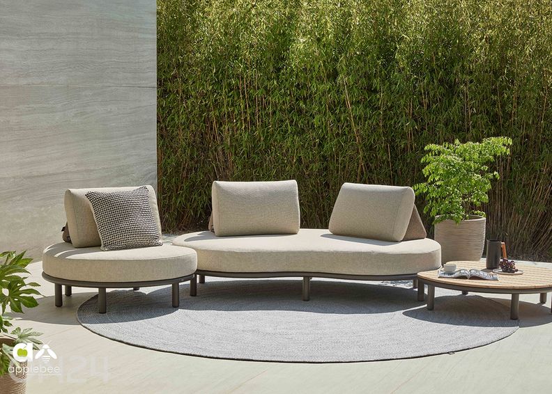 Tumba Moon Island suurendatud