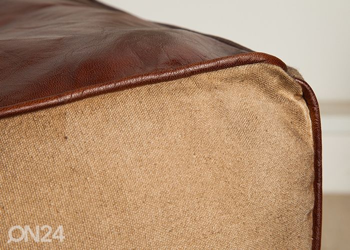 Tumba Mustang suurendatud