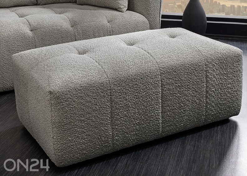 Tumba Royal suurendatud