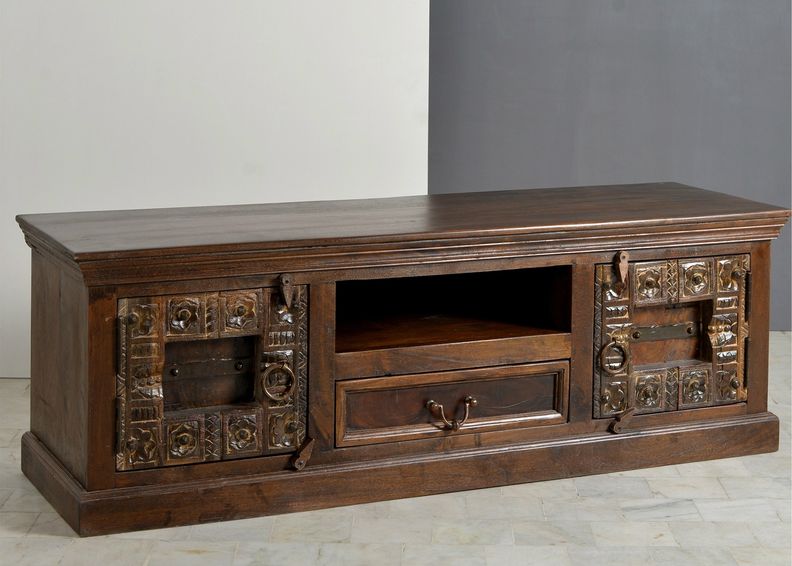 TV-alus Almirah suurendatud