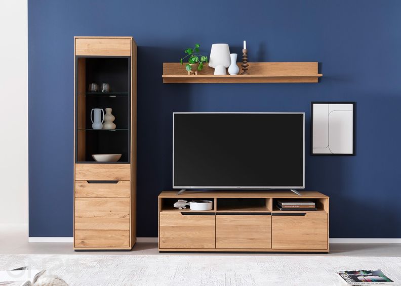 Tv-alus Araya suurendatud