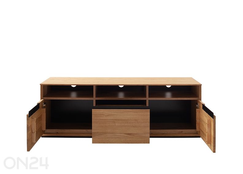 Tv-alus Araya suurendatud