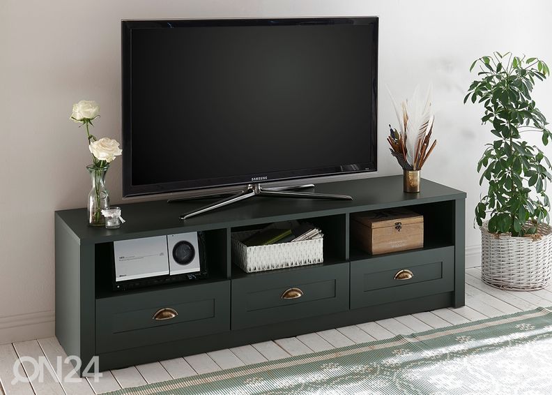 Tv-alus Ascot suurendatud