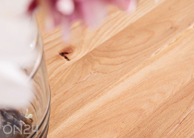 Tv-alus Chiaro suurendatud