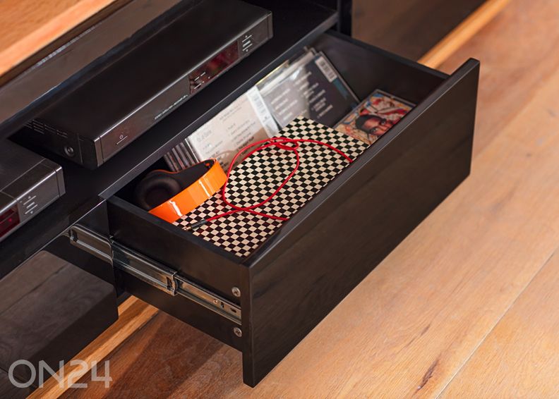 Tv-alus Chiaro suurendatud